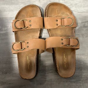 American eagle sandals size 8